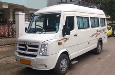 17 Seater Tempo Traveller Hire in Pathankot