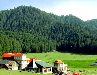 Pathankot to Dalhousie Tempo Traveller