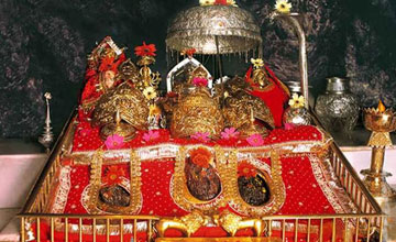 Pathankot to Vaishno Devi Darshan